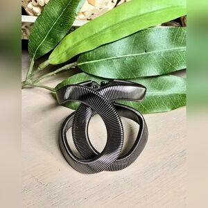 ✨️3/$15 Hinged Gunmetal Bangle Bracelet NWOT
